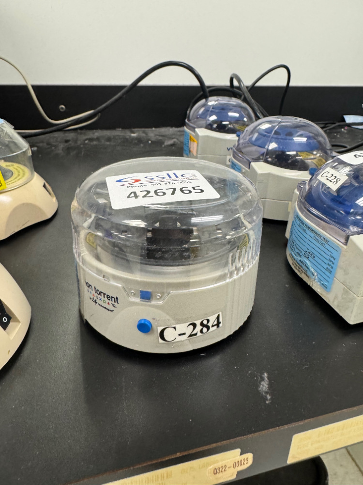 Image of Life Technologies Ion Chip Minifuge